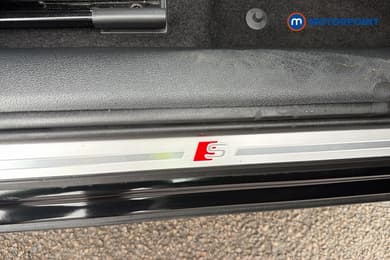 Audi Q2 S Line Automatic Petrol SUV - Stock Number (1672745) - 7th supplementary image