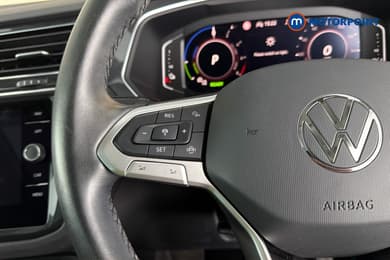 Volkswagen Tiguan Elegance Automatic Petrol Plug-In Hybrid SUV - Stock Number (1672852) - 3rd supplementary image