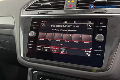 Volkswagen Tiguan Elegance Automatic Petrol Plug-In Hybrid SUV - Stock Number (1672852) - 9th supplementary image