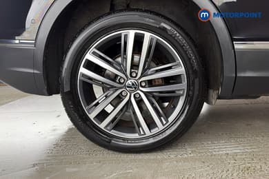 Volkswagen Tiguan Elegance Automatic Petrol Plug-In Hybrid SUV - Stock Number (1672852) - 49th supplementary image