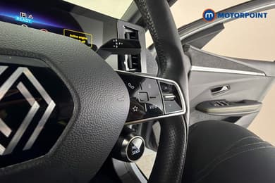 Renault Megane E-Tech Iconic Automatic Electric Hatchback - Stock Number (1673466) - 4th supplementary image
