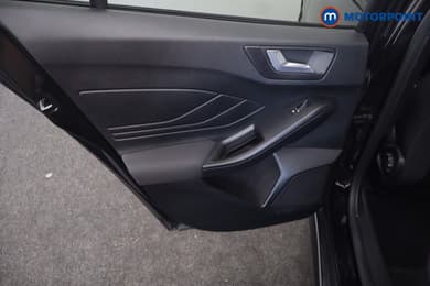 Ford Focus St-Line Edition Manual Petrol Estate - Stock Number (1650363) - 31st supplementary image
