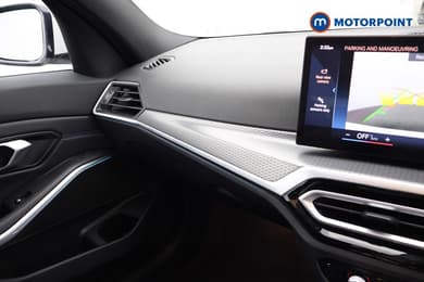 BMW 3 Series M Sport Automatic Petrol Plug-In Hybrid Estate - Stock Number (1650420) - 10th supplementary image