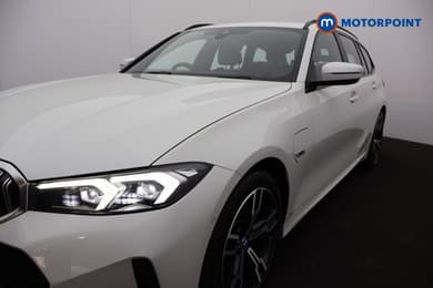 BMW 3 Series M Sport Automatic Petrol Plug-In Hybrid Estate - Stock Number (1650420) - 35th supplementary image