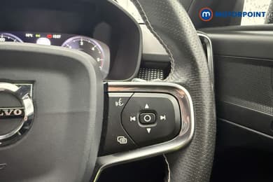 Volvo Xc40 R Design Pro Manual Diesel SUV - Stock Number (1661144) - 9th supplementary image
