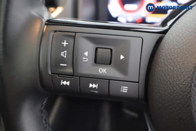 Nissan Qashqai N-Connecta Manual Petrol SUV - Stock Number (1667341) - 6th supplementary image