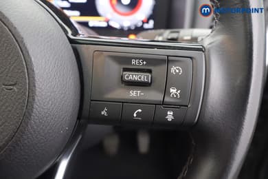 Nissan Qashqai N-Connecta Manual Petrol SUV - Stock Number (1667341) - 7th supplementary image