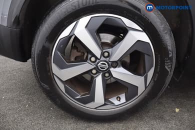 Nissan Qashqai N-Connecta Manual Petrol SUV - Stock Number (1667341) - 14th supplementary image