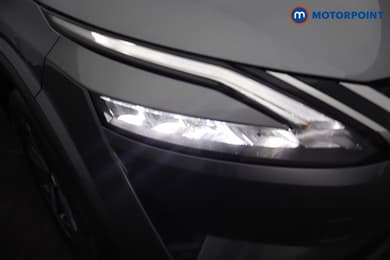 Nissan Qashqai N-Connecta Manual Petrol SUV - Stock Number (1667341) - 16th supplementary image