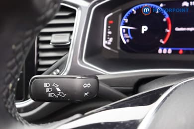 Volkswagen T-Roc SEL Automatic Petrol SUV - Stock Number (1668015) - 5th supplementary image