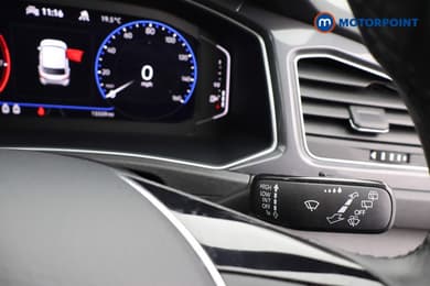 Volkswagen T-Roc SEL Automatic Petrol SUV - Stock Number (1668015) - 6th supplementary image