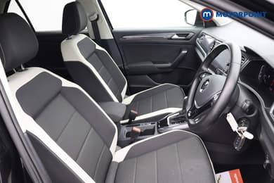 Volkswagen T-Roc SEL Automatic Petrol SUV - Stock Number (1668015) - 16th supplementary image