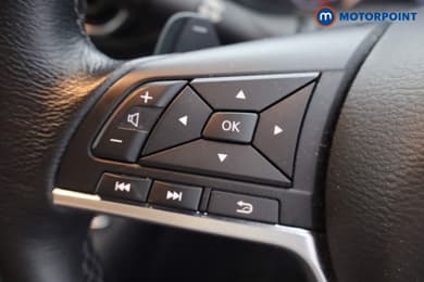Nissan Juke N-Connecta Automatic Petrol SUV - Stock Number (1669776) - 6th supplementary image