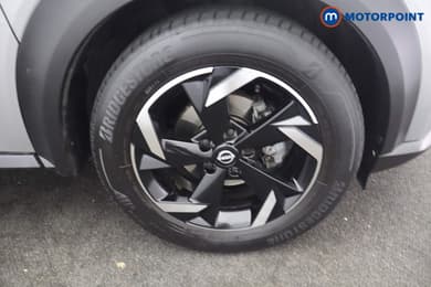 Nissan Juke N-Connecta Automatic Petrol SUV - Stock Number (1669776) - 15th supplementary image