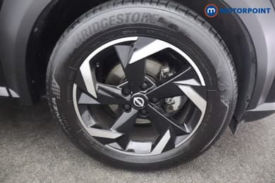 Nissan Juke N-Connecta Automatic Petrol SUV - Stock Number (1669780) - 12th supplementary image