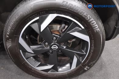 Nissan Juke N-Connecta Automatic Petrol SUV - Stock Number (1669789) - 27th supplementary image