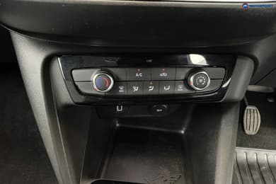 Vauxhall Corsa Design Manual Petrol Hatchback - Stock Number (1671559) - 8th supplementary image