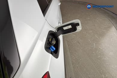 Volkswagen T-Roc R-Line Automatic Diesel SUV - Stock Number (1672866) - 41st supplementary image