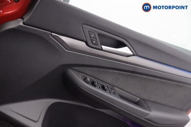 Volkswagen Golf Black Edition Manual Petrol Hatchback - Stock Number (1673579) - 8th supplementary image