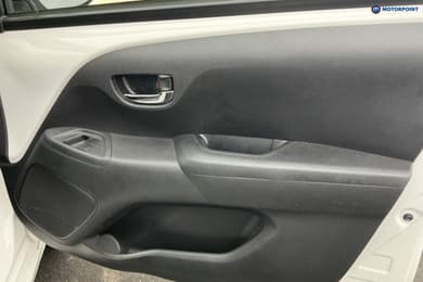 Toyota Aygo X-Press Manual Petrol Hatchback - Stock Number (1673780) - 17th supplementary image