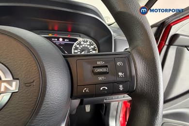 Nissan Qashqai Visia Manual Petrol SUV - Stock Number (1673870) - 4th supplementary image