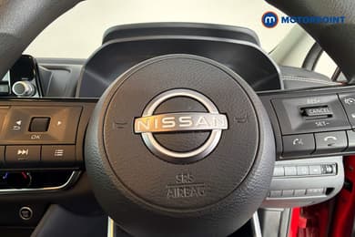 Nissan Qashqai Visia Manual Petrol SUV - Stock Number (1673870) - 5th supplementary image