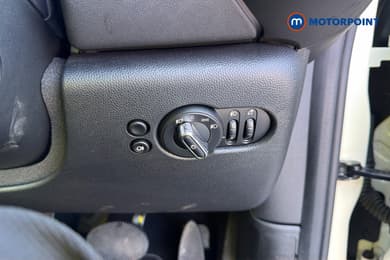 Mini Hatchback Cooper S Exclusive Automatic Petrol Hatchback - Stock Number (1653365) - 18th supplementary image