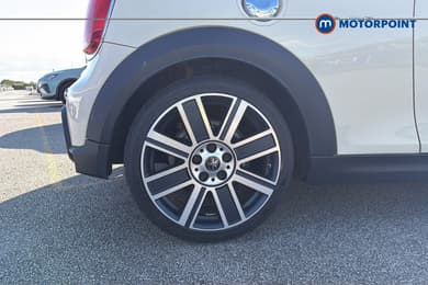 Mini Hatchback Cooper S Exclusive Automatic Petrol Hatchback - Stock Number (1653365) - 49th supplementary image