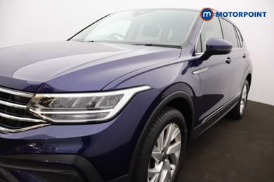 Volkswagen Tiguan Allspace Life Manual Petrol SUV - Stock Number (1669302) - 39th supplementary image