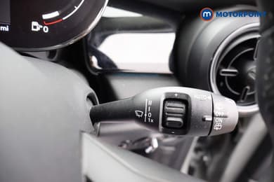 Mini Hatchback One Classic Manual Petrol Hatchback - Stock Number (1669423) - 6th supplementary image