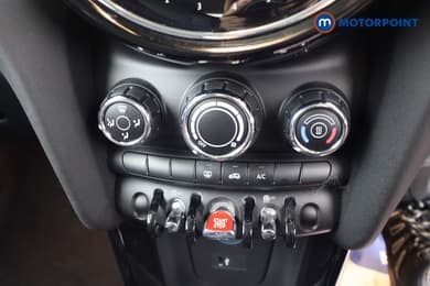 Mini Hatchback One Classic Manual Petrol Hatchback - Stock Number (1669423) - 9th supplementary image