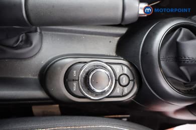 Mini Hatchback One Classic Manual Petrol Hatchback - Stock Number (1669423) - 11th supplementary image