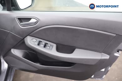 Renault Clio Evolution Manual Petrol Hatchback - Stock Number (1669882) - 13th supplementary image