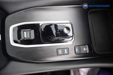 Nissan Qashqai Kuro Edition Automatic Petrol-Electric Hybrid SUV - Stock Number (1670330) - 38th supplementary image