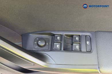 Seat Arona FR Automatic Petrol SUV - Stock Number (1671436) - 4th supplementary image