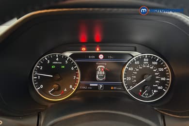 Nissan Juke Tekna Automatic Petrol SUV - Stock Number (1671456) - 8th supplementary image