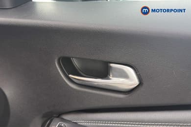 Nissan Juke Tekna Automatic Petrol SUV - Stock Number (1671456) - 42nd supplementary image