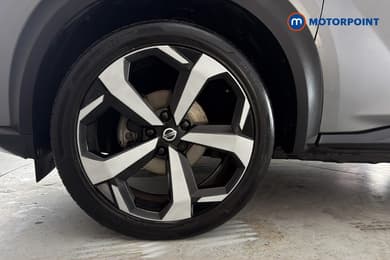 Nissan Juke Tekna Automatic Petrol SUV - Stock Number (1671456) - 47th supplementary image