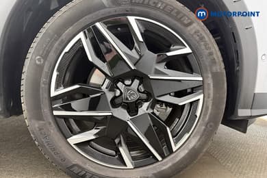 Peugeot 5008 Allure Premium Automatic Petrol SUV - Stock Number (1671875) - 12th supplementary image