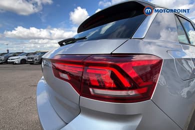 Volkswagen T-Roc Life Automatic Petrol SUV - Stock Number (1673598) - 38th supplementary image