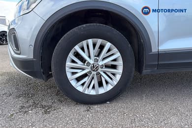 Volkswagen T-Roc Life Automatic Petrol SUV - Stock Number (1673598) - 47th supplementary image