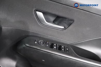 Hyundai Kona Advance Automatic Petrol-Electric Hybrid SUV - Stock Number (1674113) - 12th supplementary image