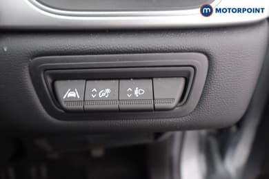 Renault Captur Techno Manual Petrol SUV - Stock Number (1657481) - 9th supplementary image