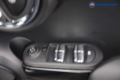 Mini Hatchback One Classic Automatic Petrol Hatchback - Stock Number (1661413) - 8th supplementary image