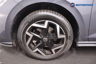 Volkswagen Polo R-Line Automatic Petrol Hatchback - Stock Number (1666143) - 17th supplementary image