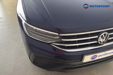 Volkswagen Tiguan Allspace Life Automatic Petrol SUV - Stock Number (1666346) - 44th supplementary image