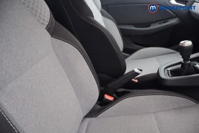 Renault Clio Evolution Manual Petrol Hatchback - Stock Number (1670184) - 9th supplementary image