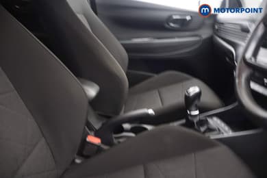 Hyundai Bayon Premium Manual Petrol SUV - Stock Number (1673740) - 11th supplementary image
