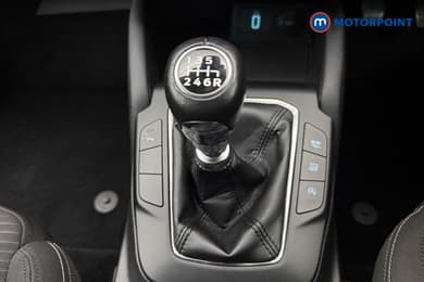 Ford Focus Titanium Manual Petrol Hatchback - Stock Number (1674217) - 7th supplementary image