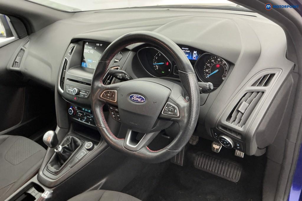 Ford Focus St-Line X Manual Petrol Hatchback - Stock Number (1674231) - 8th supplementary image